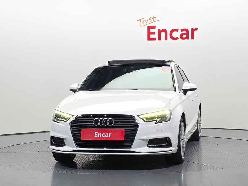 2018 Audi A3 40 TFSI 8V photo 3