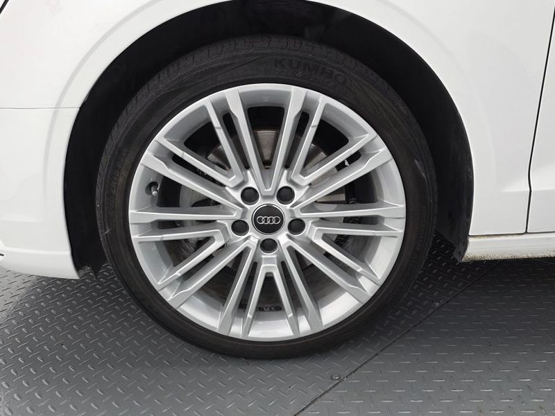 2018 Audi A3 40 TFSI 8V photo 5