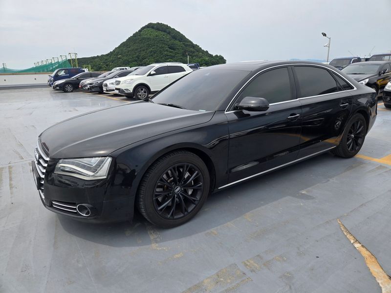 2012 Audi A8 3.0 TDI Quattro LWB D4 photo 4