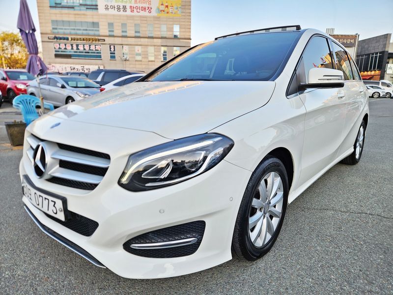 2016 Mercedes-Benz B-Class B200 d photo 2
