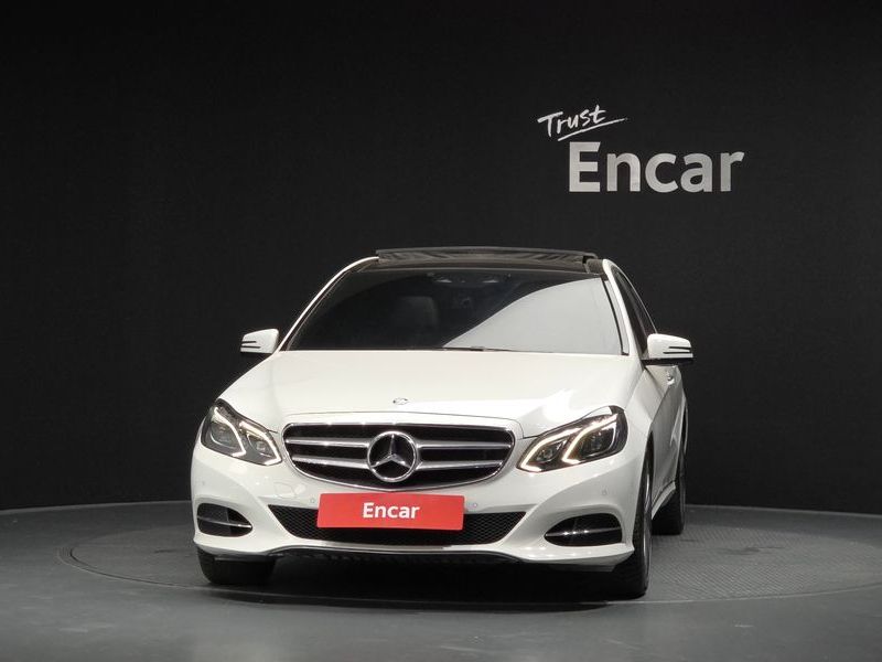 2014 Mercedes-Benz E-Class E300 Avangard photo 3