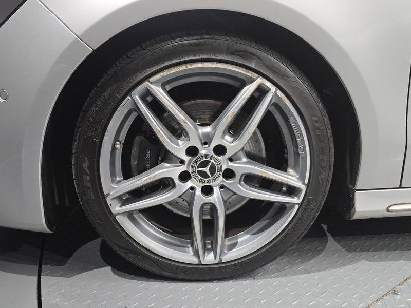 2018 Mercedes-Benz A-Class CLA220 AMG Line photo 5