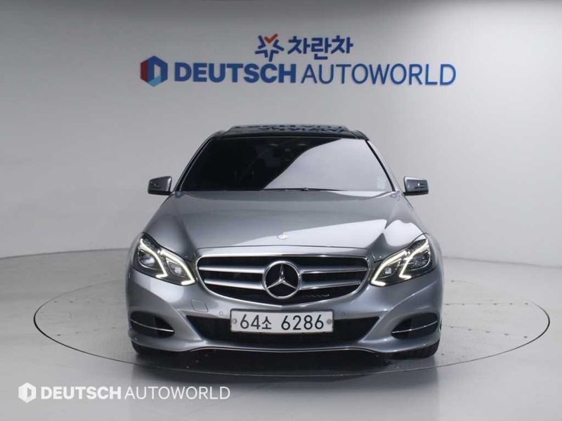 2014 Mercedes-Benz E-Class E250 CDI 4MATIC photo 3