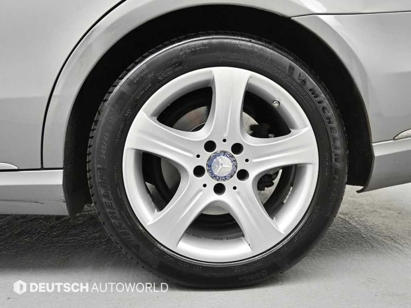 2014 Mercedes-Benz E-Class E250 CDI 4MATIC photo 5