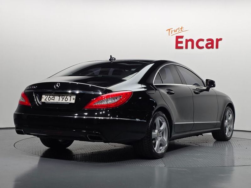 2013 Mercedes-Benz S-Class CLS350 photo 2