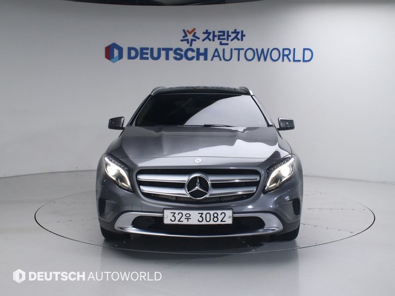 2015 Mercedes-Benz A-Class GLA200 CDI photo 3