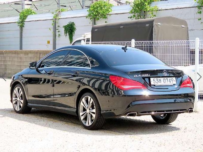 2016 Mercedes-Benz A-Class CLA200 d photo 3