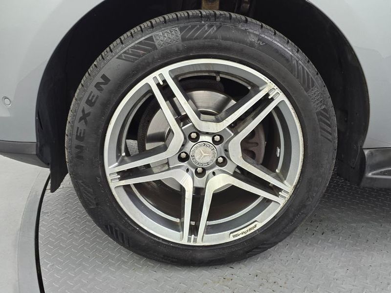 2013 Mercedes-Benz CLA ML250 BlueTEC 4MATIC photo 5