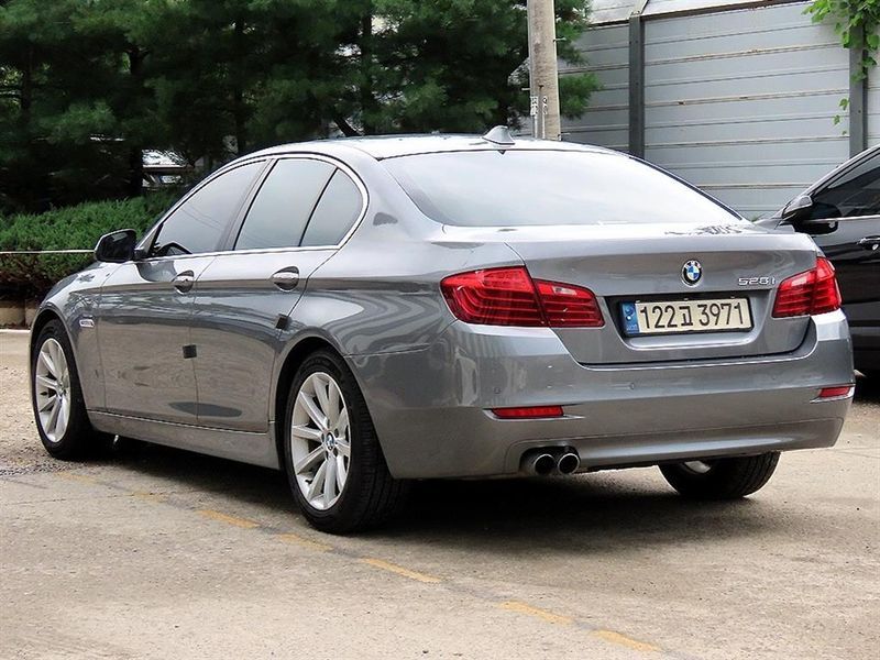 2015 BMW 5 Series 528i photo 3