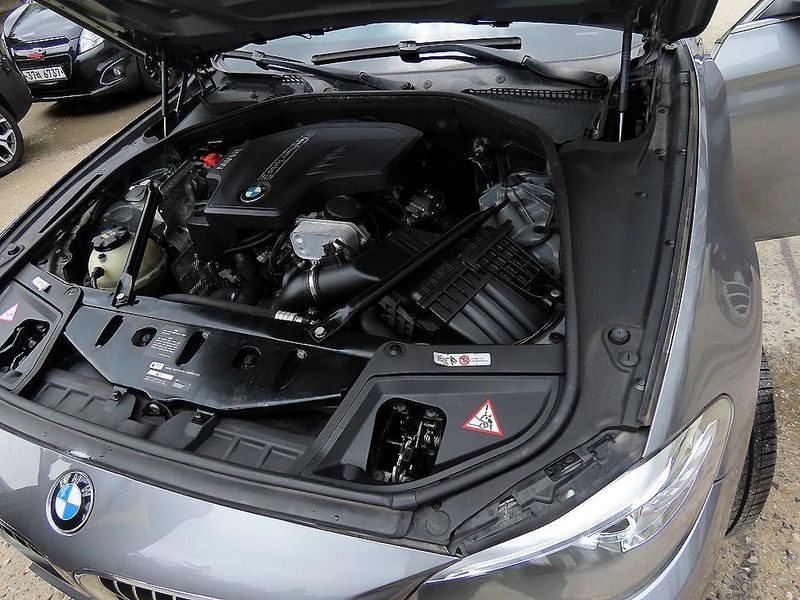 2015 BMW 5 Series 528i photo 5