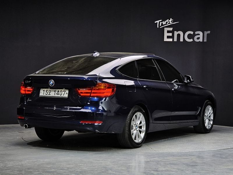 2014 BMW 3 Series GT 320d xDrive photo 2