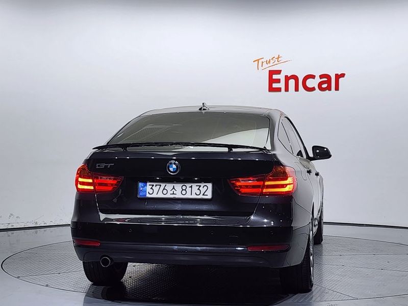 2015 BMW 3 Series GT 320d photo 4