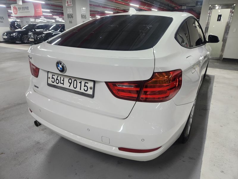 2014 BMW 3 Series GT 320d xDrive photo 4