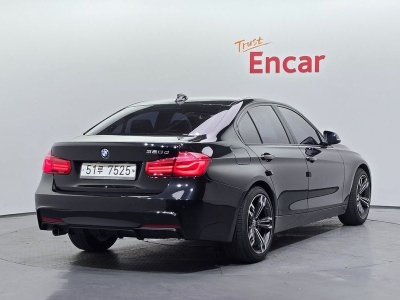 2015 BMW 3 Series 320d photo 2