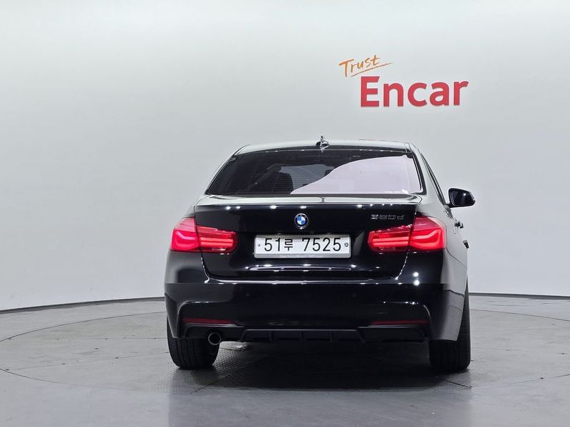 2015 BMW 3 Series 320d photo 4