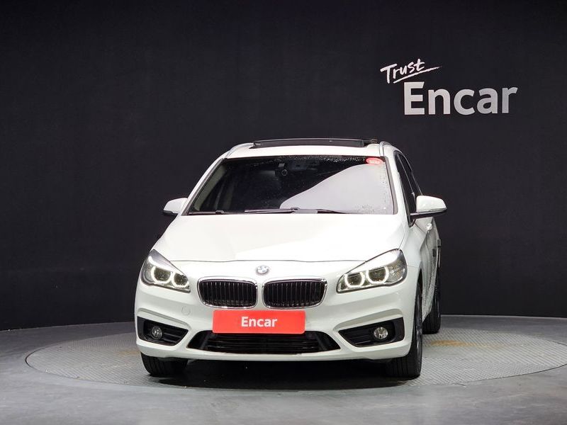 2016 BMW 2 Series Joy photo 3