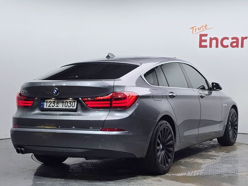 2014 BMW 5 Series GT ED Edition photo 2
