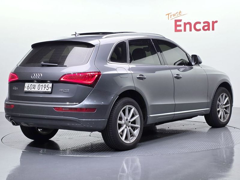 2016 Audi Q5 35 TDI Quattro Dynamic 8R photo 2
