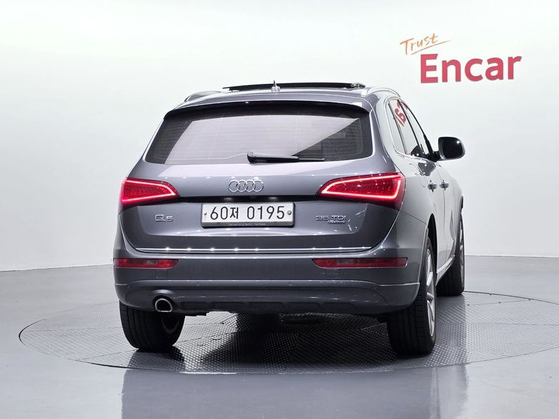 2016 Audi Q5 35 TDI Quattro Dynamic 8R photo 4