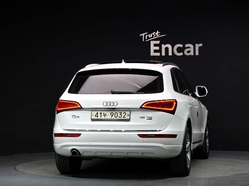 2015 Audi Q5 35 TDI Quattro Dynamic 8R photo 4