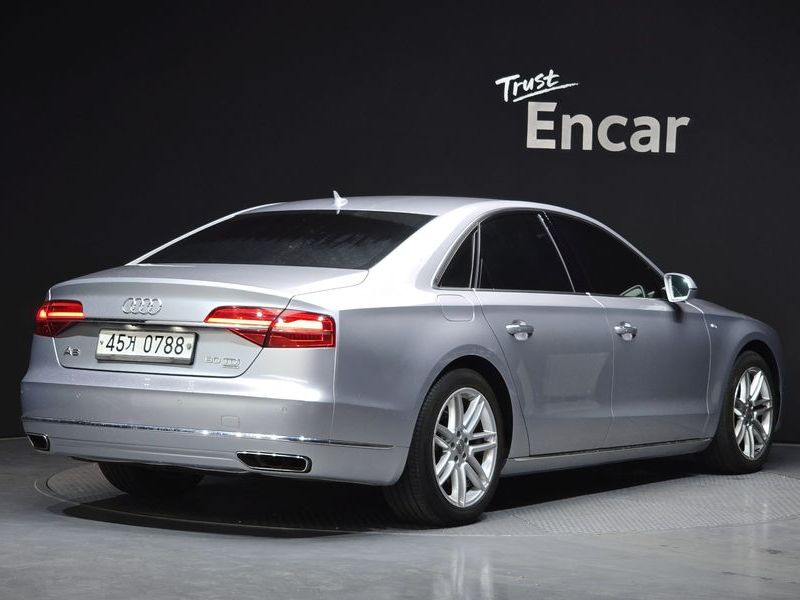 2015 Audi A8 60 TDI Quattro D4 photo 2