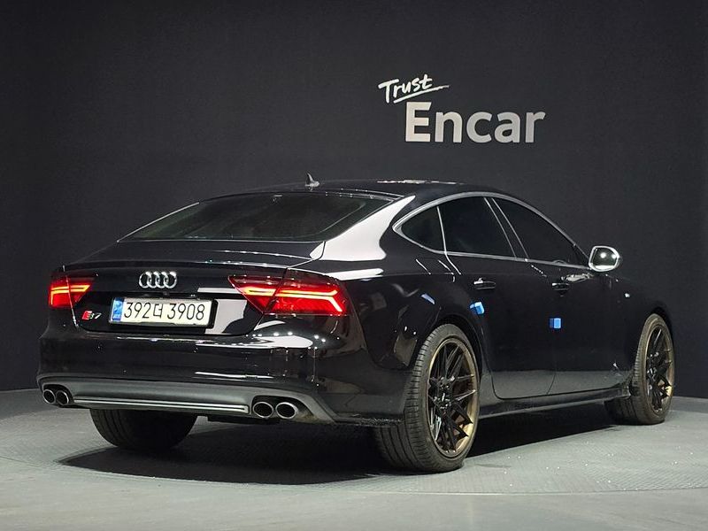 2013 Audi S7 4.0 TFSI quattro 4G photo 2