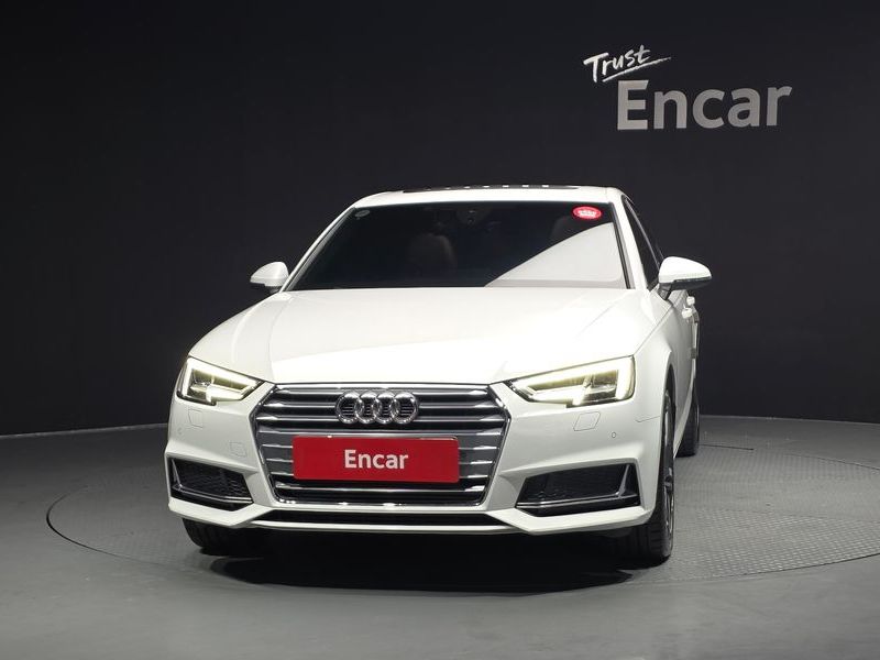 2019 Audi A4 40 TFSI Premium photo 3
