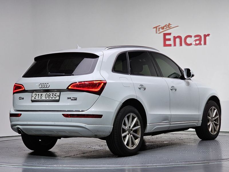 2016 Audi Q5 35 TDI Quattro Dynamic 8R photo 2