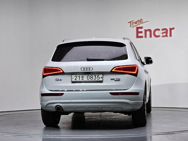 2016 Audi Q5 35 TDI Quattro Dynamic 8R photo 4