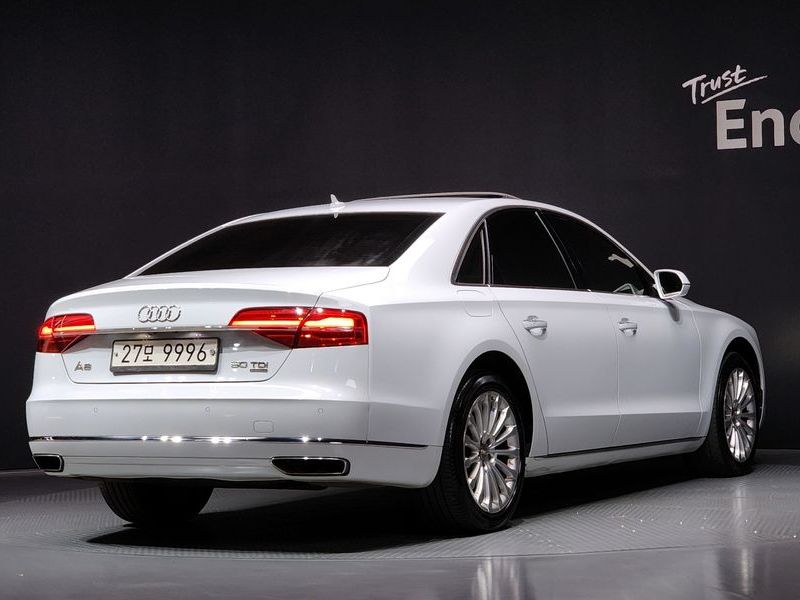 2015 Audi A8 50 TDI Quattro D4 photo 2