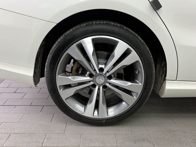 2015 Mercedes-Benz A-Class CLA200 CDI photo 5