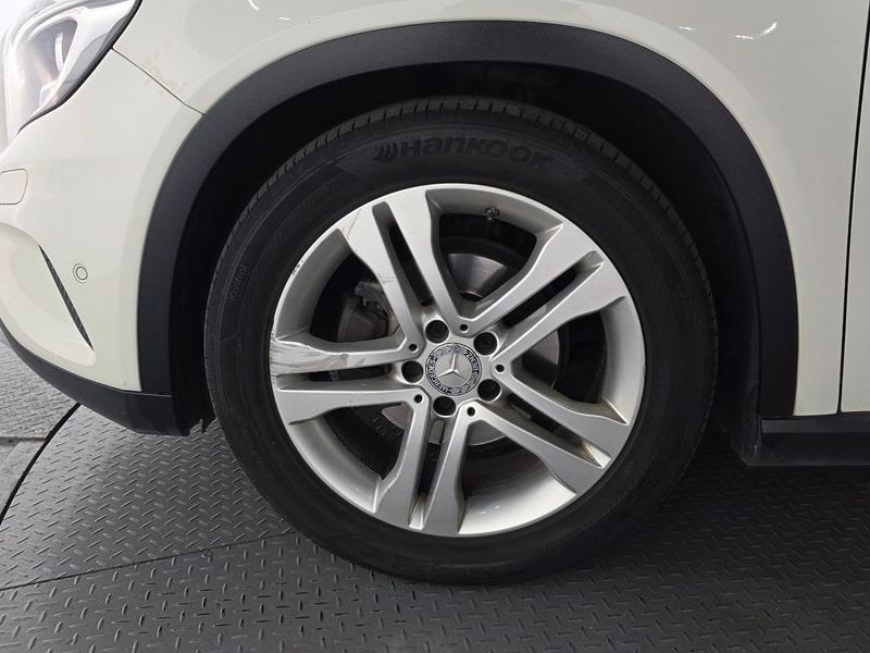 2015 Mercedes-Benz A-Class GLA200 CDI photo 5