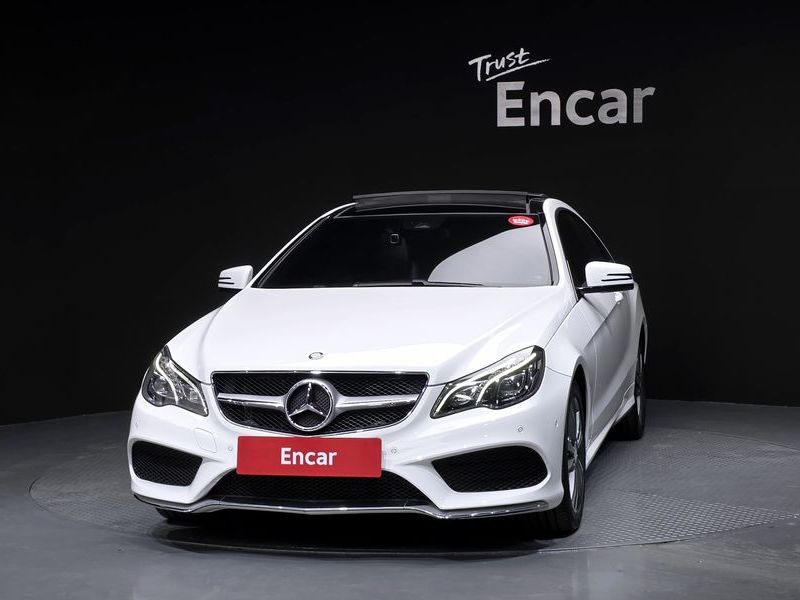 2014 Mercedes-Benz E-Class E200 Coupe photo 3