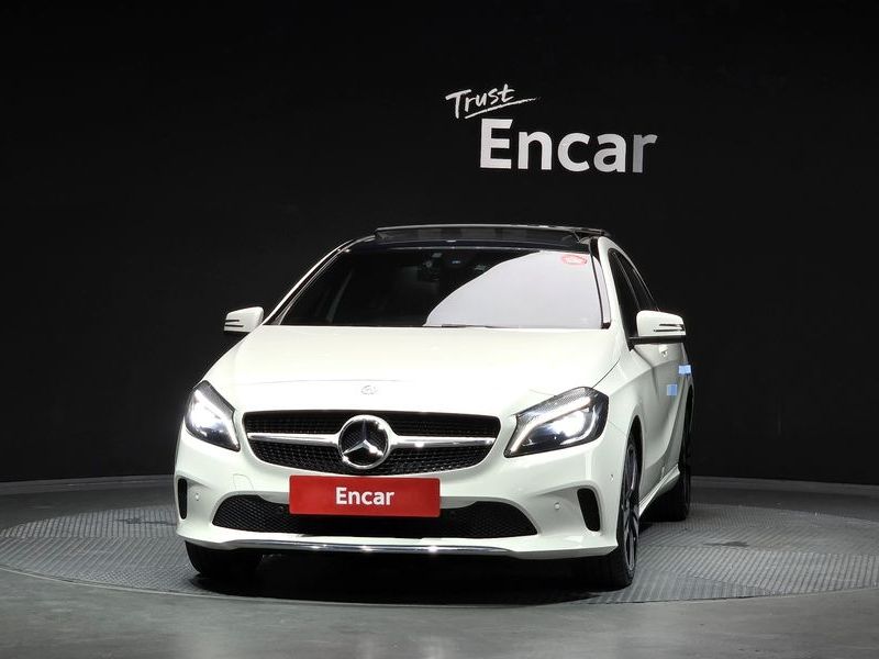 2017 Mercedes-Benz A-Class A200 photo 3