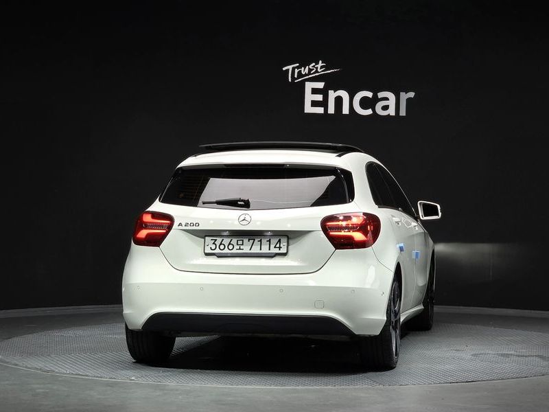 2017 Mercedes-Benz A-Class A200 photo 4