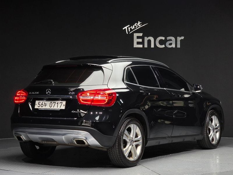 2015 Mercedes-Benz A-Class GLA200 CDI 4MATIC photo 2