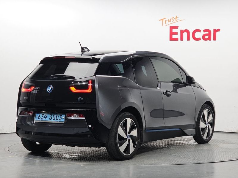 2016 BMW i3 LUX photo 2