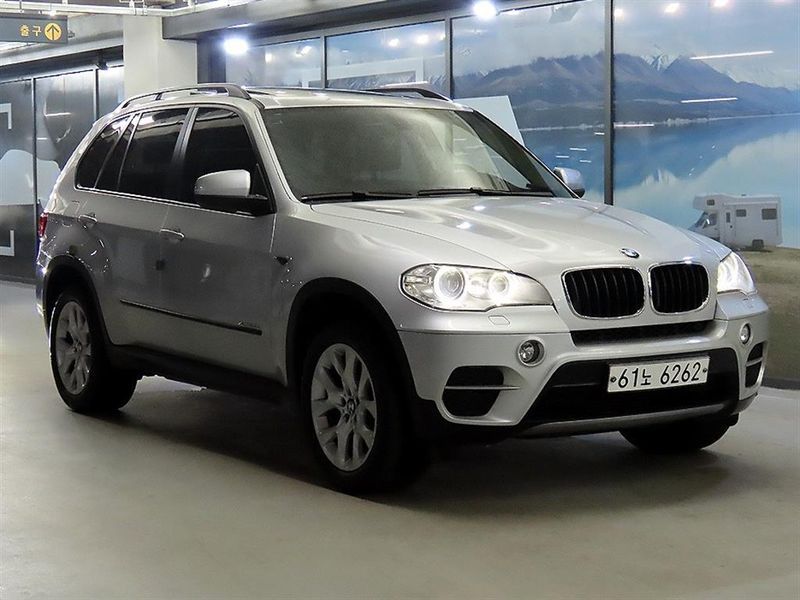 2013 BMW X5 xDrive 30d photo 2