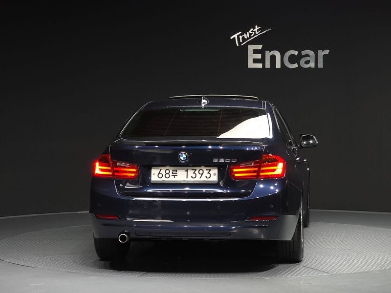 2014 BMW 3 Series 320d photo 4