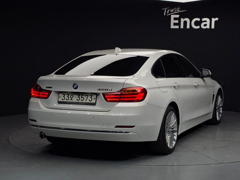 2015 BMW 4 Series 420d Luxury GranCoupe photo 2