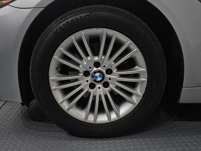 2014 BMW 5 Series 520d xDrive photo 5