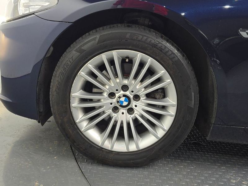 2014 BMW 5 Series 520d xDrive photo 5