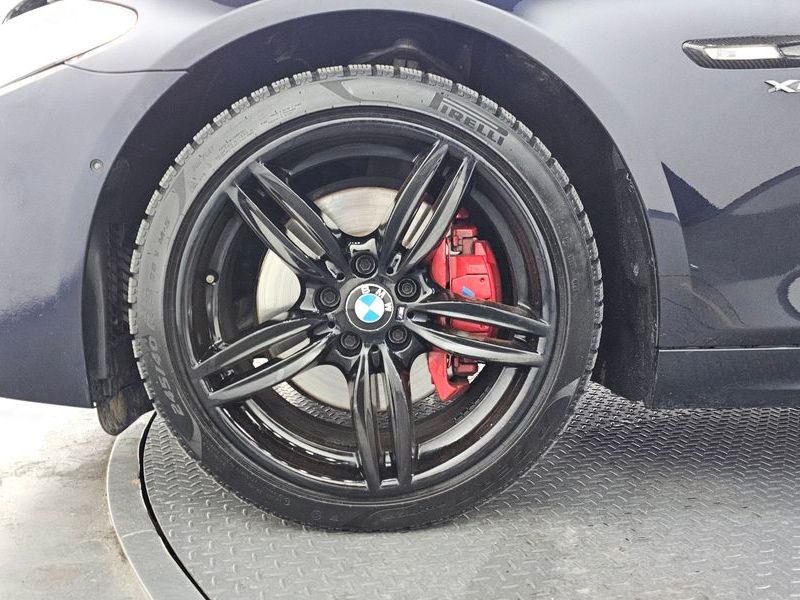 2013 BMW 5 Series 550i xDrive photo 5
