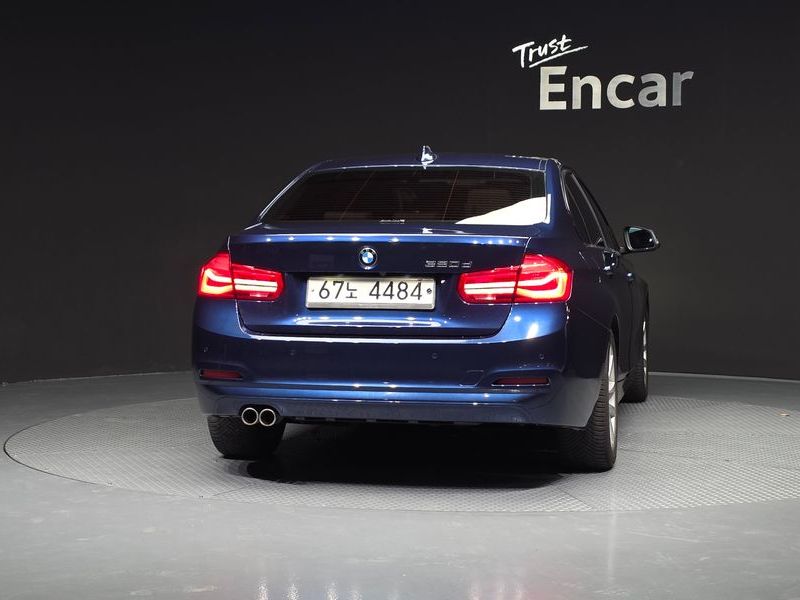 2016 BMW 3 Series 320d photo 4
