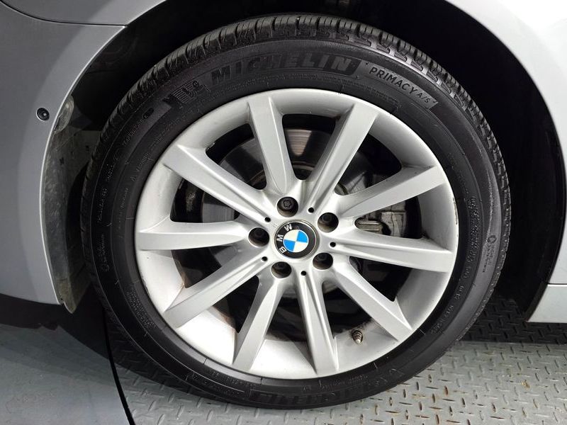 2015 BMW 5 Series 528i xDrive photo 5