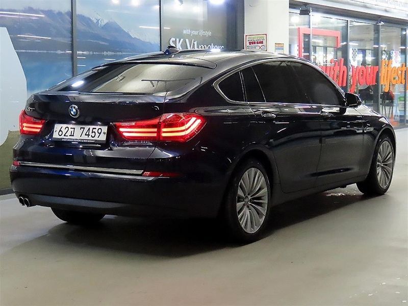 2015 BMW 5 Series GT ED Edition photo 2