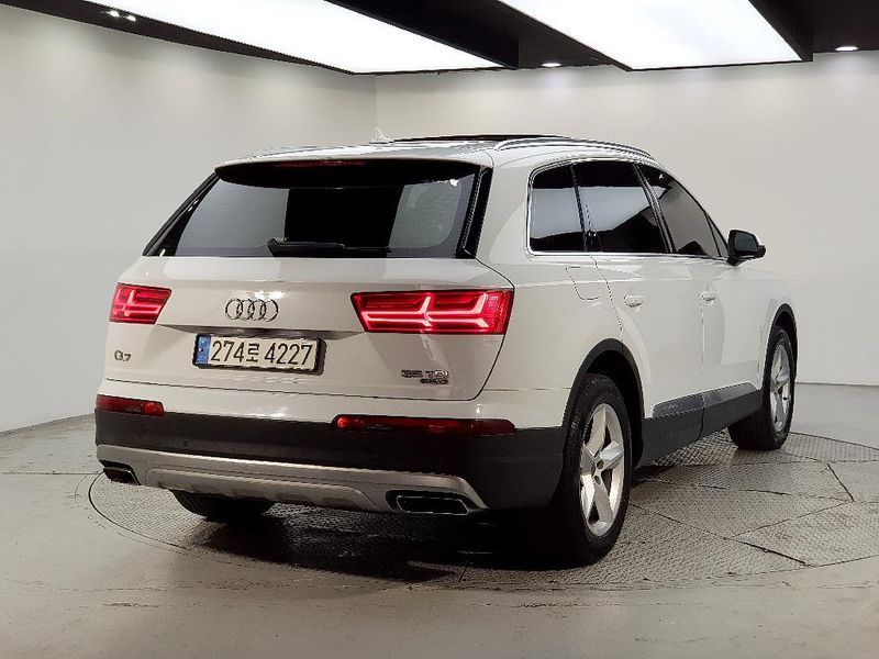 2016 Audi Q7 35 TDI Quattro Comport photo 4