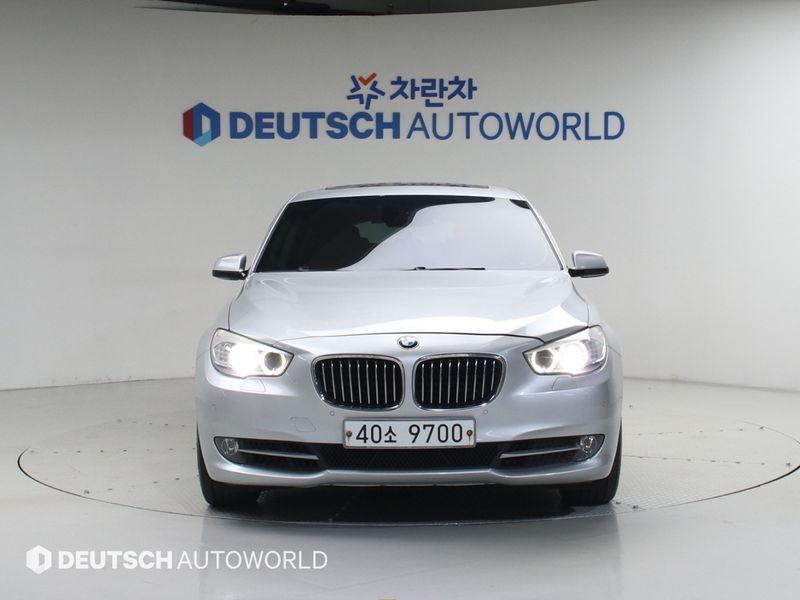 2012 BMW 5 Series GT photo 3