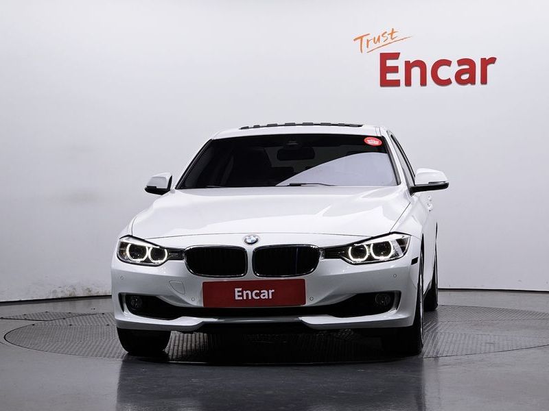 2015 BMW 3 Series 320d photo 3