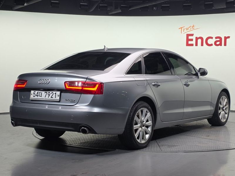 2012 Audi A6 3.0 TDI Quattro C7 photo 2